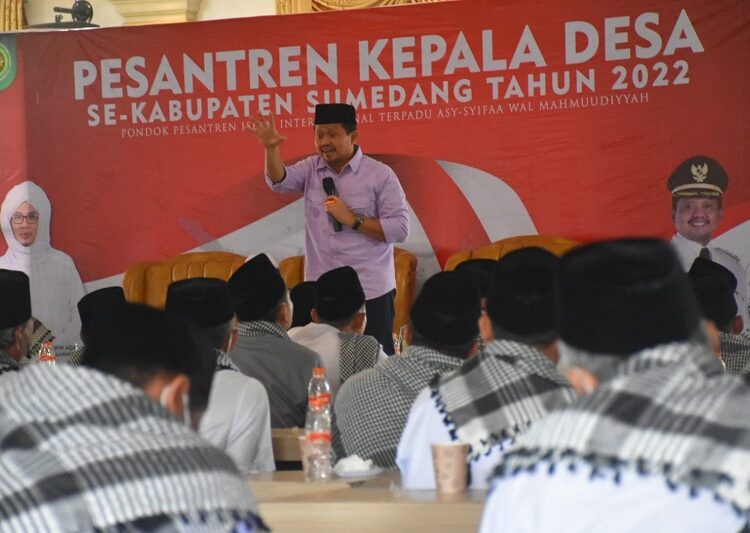 Kepala Desa se-Kabupaten Sumedang, Ikuti Pesantren Kilat “Bengkel Akhlaq”