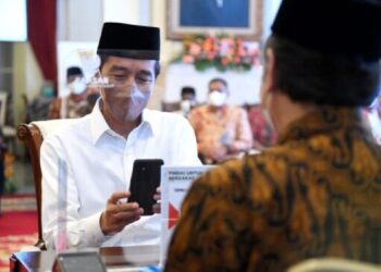 Salurkan Zakat Melalui Baznas, Ini Pesan Jokowi untuk Menteri Kabinet dan Kepala Daerah