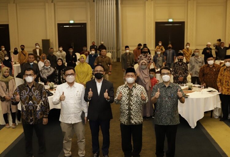 BPJPH Bekali UMK Bandung Barat dengan Workshop Aplikasi SIHALAL