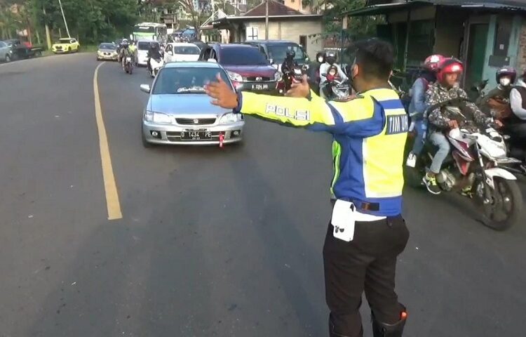Arus Cileunyi-Nagreg Lancar, Pemudik Apresiasi Pelayanan Jajaran Polresta Bandung