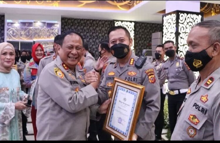 Polresta Bandung Raih Dua Penghargaan dari Polda Jabar Karena Kreatif Selama Ops Ketupat Lodaya 2022