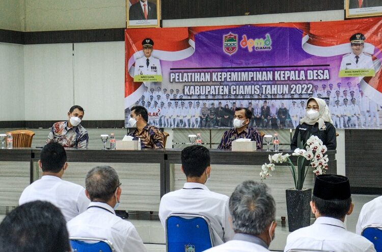 Wabup Ciamis Tutup Kegiatan Pelatihan Kepemimpinan Kepala Desa Tahun 2022