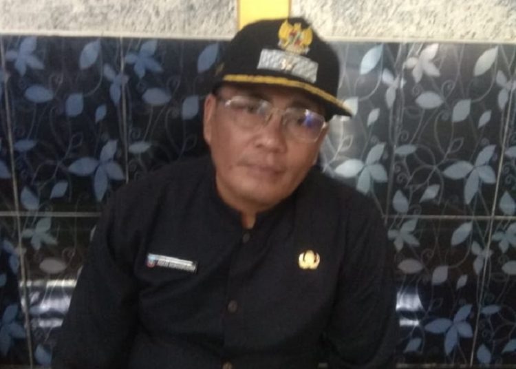 Kades Godog Sayangkan atas Pengunduran diri Ketua RW19 dan 6 Ketua