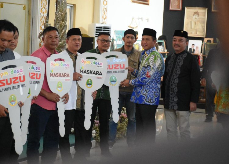 Ada 11 Desa Mendapat Mobil Maskara, Diberikan Langsung Bupati Bandung