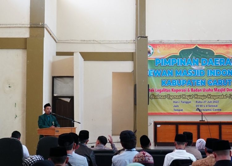 Pelaksanaan acara Bimtek Legalitasi Koperasi dan Badan Usaha Masjid yang digelar di Aula Islamic Center, Jalan Pramuka, Kecamatan Garut Kota, Kabupaten Garut, Rabu (27/7/2022).