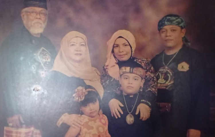 Kabar Duka, Istri Guru Besar Perguruan Seni Bela Diri dan Debus Pendekar Sinar Banten Meninggal Dunia