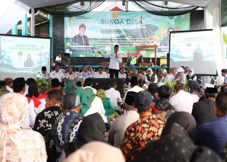 Ingin Mengetahui Perkembangan di Lapangan, Bupati Komunikasi Langsung Dengan Masyarakat