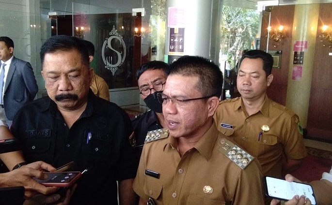 Bupati Sosialisasikan Kewaspadaan Dini dalam Pencegahan Radikalisme, Ekstrimisne