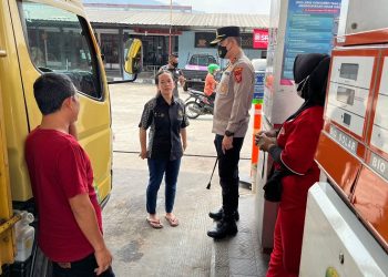 Antisipasi Dampak Kenaikan BBM Bersubsidi Polres Sumedang Monitoring Setiap SPBU