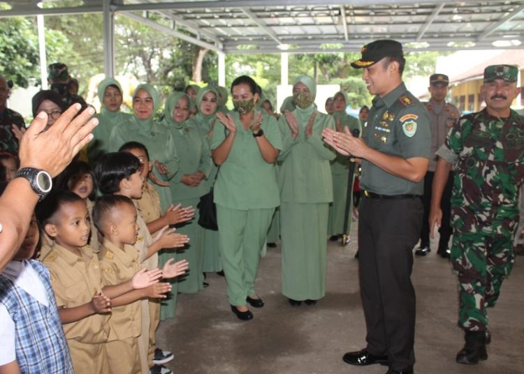 Dandim 0610/Sumedang Berharap Semua Anggota Semakin Dekat dengan Masyarakat