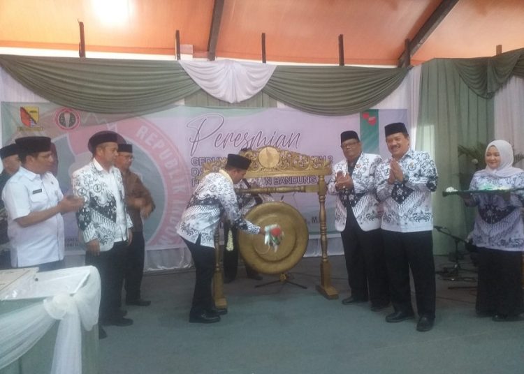 Gedung PGRI Kabupaten Bandung Masih Memerlukan Sarana dan Prasarana