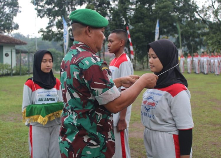 Kasdim 0610/ Sumedang Buka Latihan Dasar Kepemimpinan Siswa SMK Pemuda Sumedang Tahun 2022