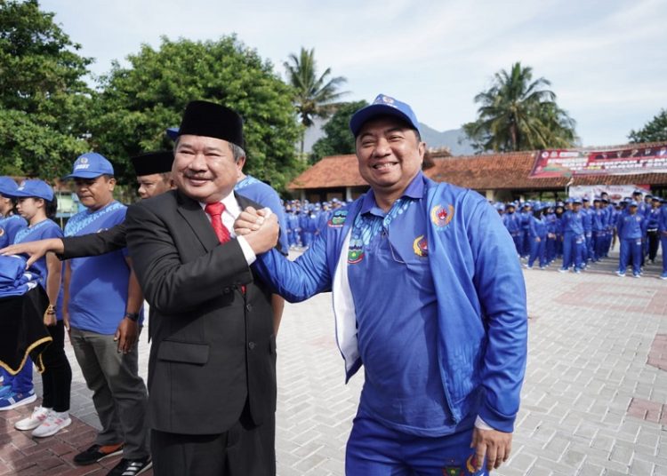Bupati Garut H.Rudy Gunawan Bersama Ketua Koni Garut H.Syakur