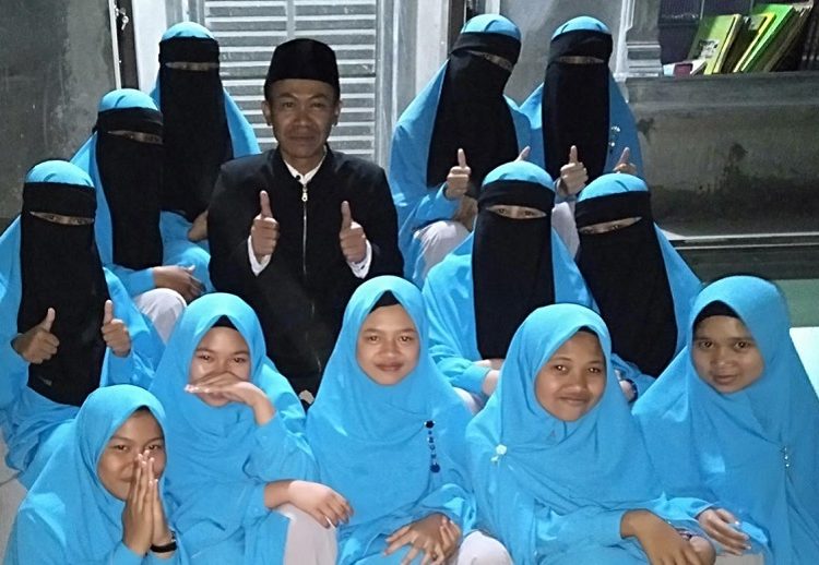 Halaman Kecamatan Sukaresmi Jadi Tempat Upacara Hari Santri Nasional