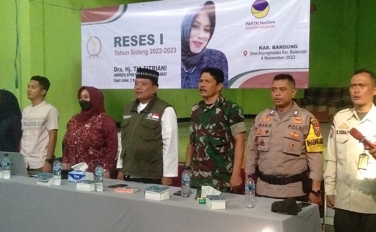 Dra. Hj. Tia Fitriani, Prioritaskan Pendidikan dan Pertanian