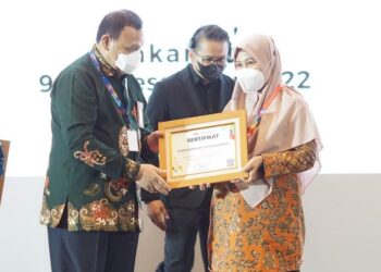 KPK Beri Penghargaan Implementasi Pendidikan Antikorupsi bagi Tiga Sekolah Terpilih