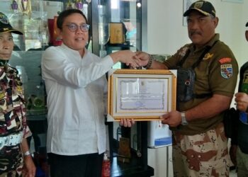 KBFKPPI Rayon Banjaran Terima Penghargaan Camat