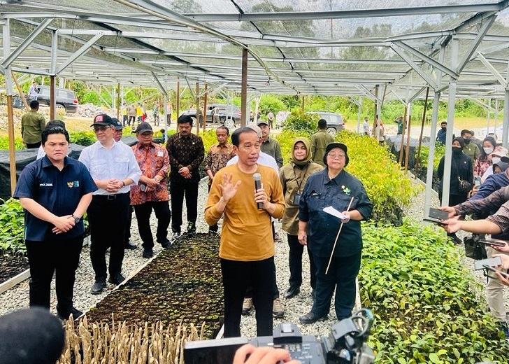 Tinjau Persemaian Mentawir, Presiden: Komitmen Pemerintah Terhadap Lingkungan Dimulai dari Sini