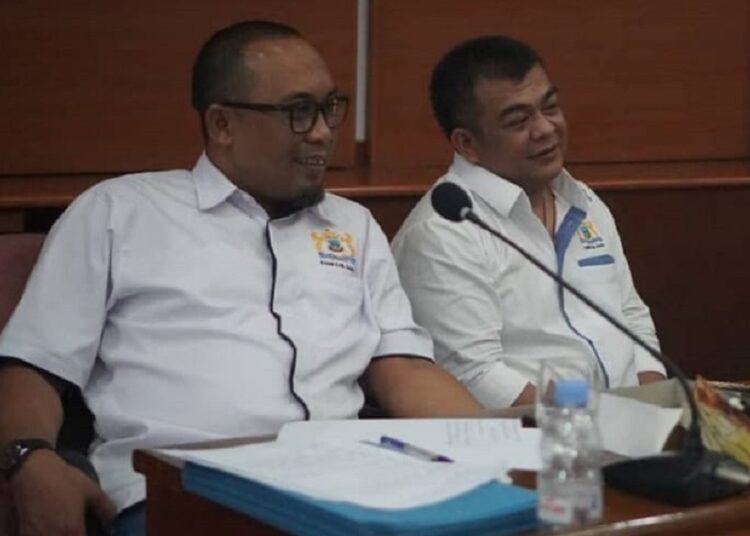 Wakil Ketua II Bidang Hubungan Antar Lembaga KADIN Garut, Agus Indra Arisandi, SHI. didampingi Tim Pokja Vokasi KADIN Garut bersama Ketua Kadin Garut H.Yudi Nugraha Lasminingrat.