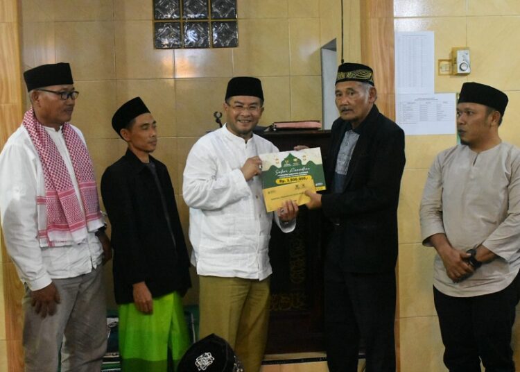 Wabup Tampung Aspirasi Warga Dayeuh Luhur melalui Safari Ramadhan