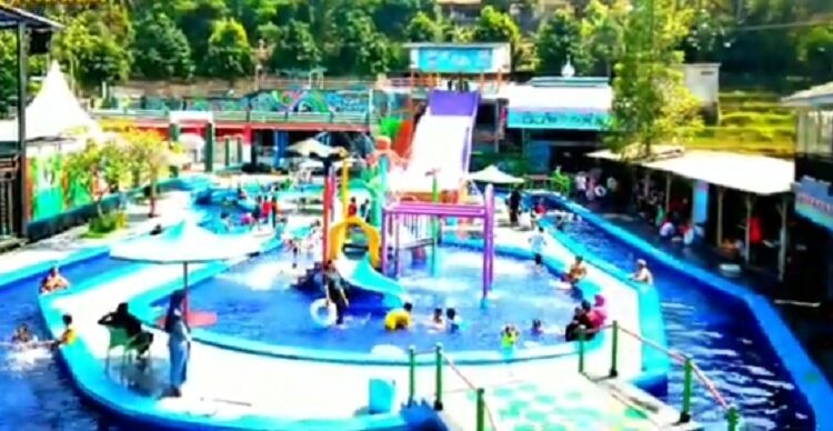 Waterboom Gajah Depa Cimalaka Menjadi Destinasi Wisata Air Terlengkap dan Terbesar