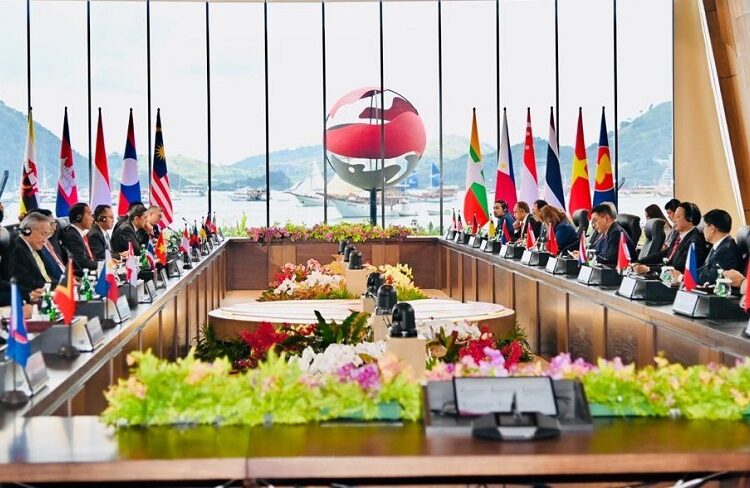 Presiden Jokowi Dorong Penguatan Kolaborasi ASEAN dan Dunia Usaha