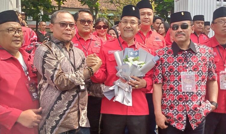 55 Bacaleg dari DPC PDIP Kabupaten Bandung Mendaftar ke KPU