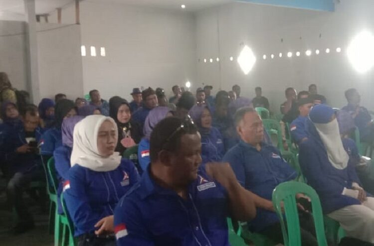 Bacaleg DPRD Kab. Garut Partai Demokrat Konvoi Menuju Kantor KPUD