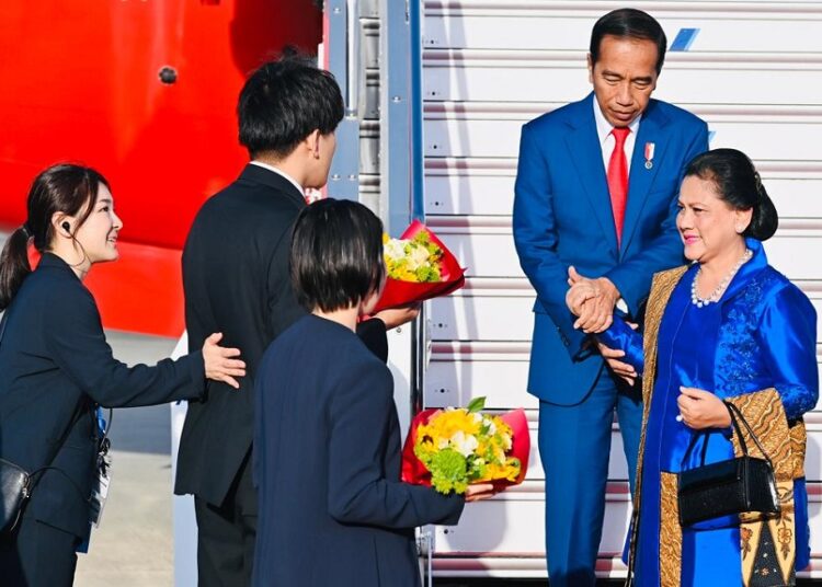 Presiden dan Ibu Iriana Tiba di Hiroshima