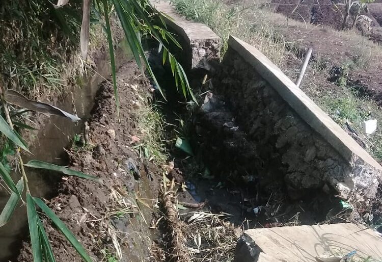 TPT Ambruk Warga Tiga Kampung Kekurangan Air