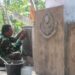 Satgas TMMD Pasang Tugu Prasasti di Lokasi TMMD ke-116 Kodim 0610/ Sumedang