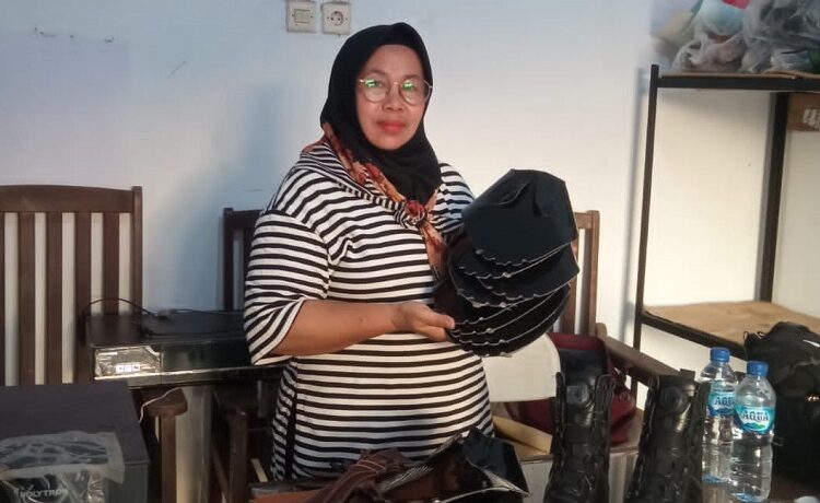 Ibu Sujiati Ajak Puluhan Korban PHK Temukan Peluang Usaha dengan Gabung PNM Mekar