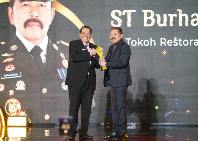 Jaksa Agung ST Burhanuddin Raih Penghargaan Detikcom Awards 2023 Sebagai “Tokoh Restorative Justice”