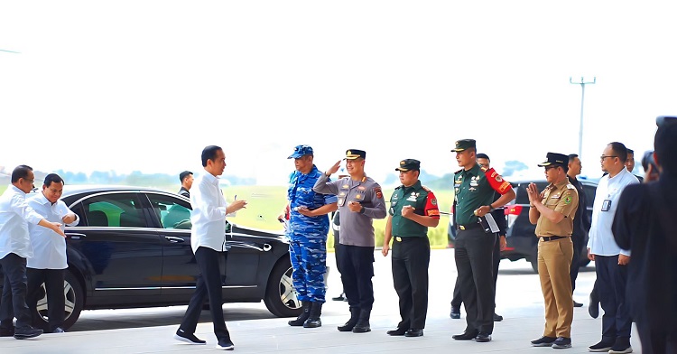 Presiden Joko Widodo Kunjungi Depo KCIC Tegalluar, Ribuan Personel Gabungan Diterjunkan