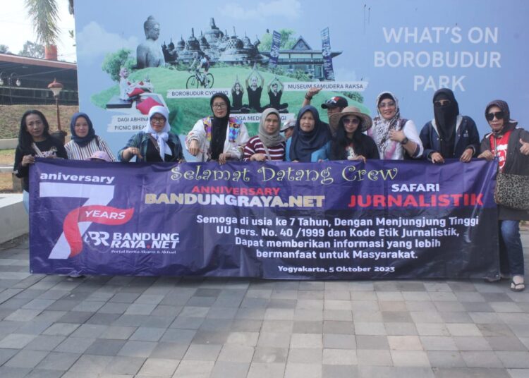 Candi Borobudur Salah Satu Tujuan Safari Jurnalistik Bandungraya.net