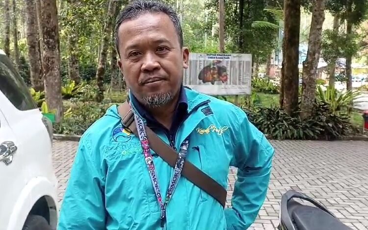 Diduga Nyasar Dihutan Pengendara Sepeda Motor, Dalam Pencarian Petugas Kawasan Wisata Kawah Putih Sejak Kemarin Malam