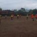 Para peserta seleksi Persigar Liga 3 yang datang dari berbagai daerah menunjukkan performanya pada game yang berlangsung di lapang sepakbola Koko Nitimiharja, Kecamatan Pangatikan, Garut, Minggu (05/11).