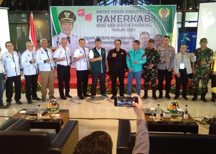 H.Aceng R. Syahbana Apresiasi Rakerkab KONI Kabupaten Bandung