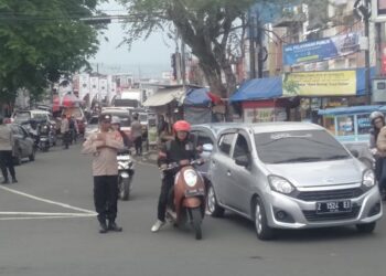 H-4 Tahun Baru Arus di Pos Pam Bundaran Suci Terpantau Lancar Didonimasi Kendaran Plat Nomor Lokal