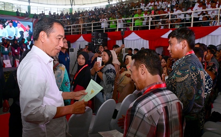 Presiden Jokowi Dorong Sertifikat Tanah Diselesaikan pada Tahun Depan
