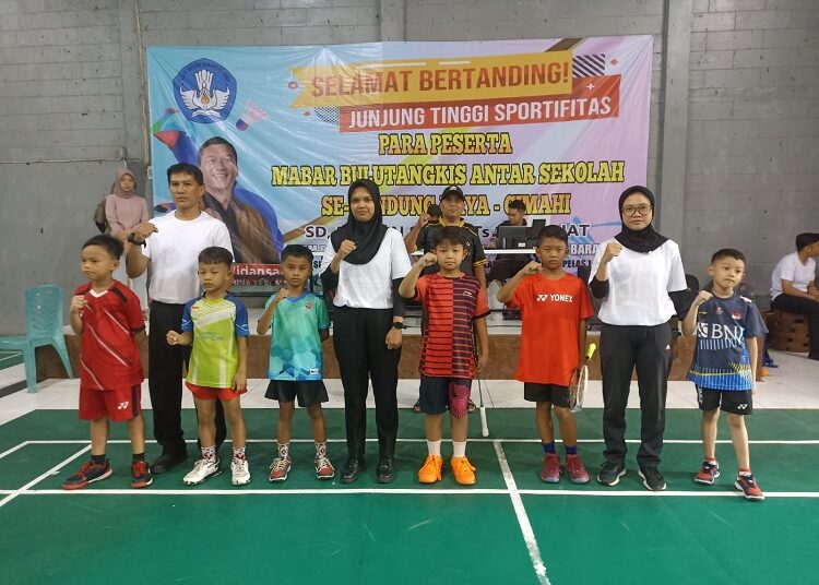 Ratusan Anak Ikuti Sparing Partner Bulutangkis di GOR. Surya Arena