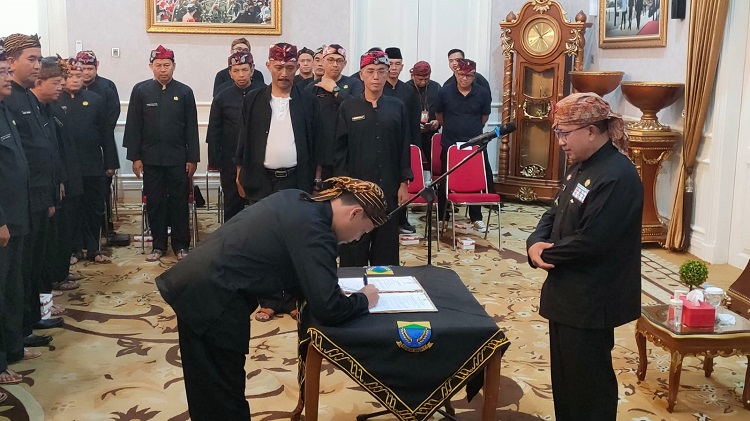 61 Pejabat di Lingkungan Pemkab Cianjur Resmi Dilantik Bupati