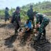 Kembali Personil TNI Laksanakan Penghijauan Yang Dicanangkan Komando Atas