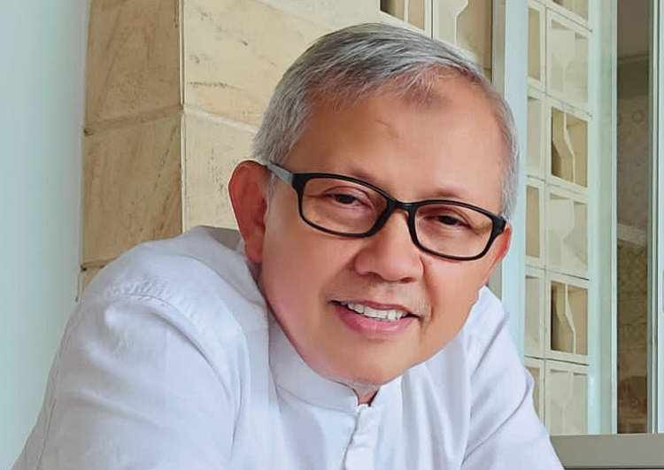Prof. Dr. H. Toto Sutarto Gani Utari M. Pd, Tokoh Pendidikan