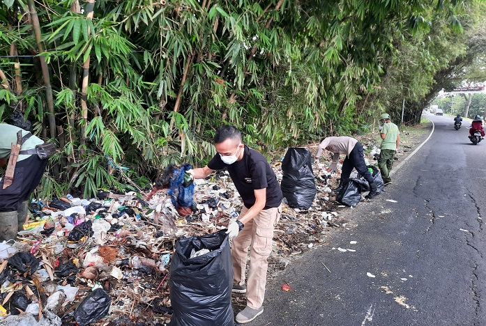 Muspika Kec. Rajapolah Sikapi Sampah Melalui Jumsih