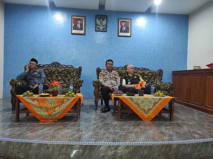 Kapolsek Bersama Camat Karangpawitan Hadiri Seleksi Perangkat Desa Cimurah