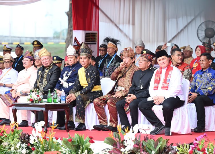 Presiden Jokowi dan Para Menteri Tampilkan Kebinekaan Budaya dalam Perayaan Hari Lahir Pancasila