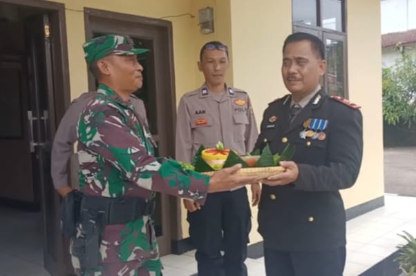 Danramil 1012/Jatinunggal Ucapkan Salam Presisi HUT Bhayangkara ke-78