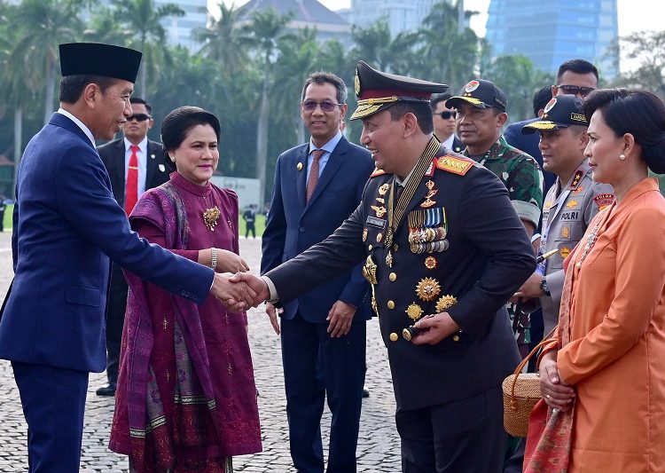 Presiden Jokowi Pimpin Upacara Peringatan Ke-78 Hari Bhayangkara di Monas
