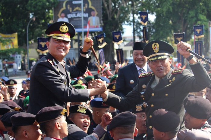 Sinergitas TNI-POLRI Semakin Solid Koramil 1109 Leles Ucapkan Selamat Ulang Tahun Bhayangkara Ke 78 Tahun 2024